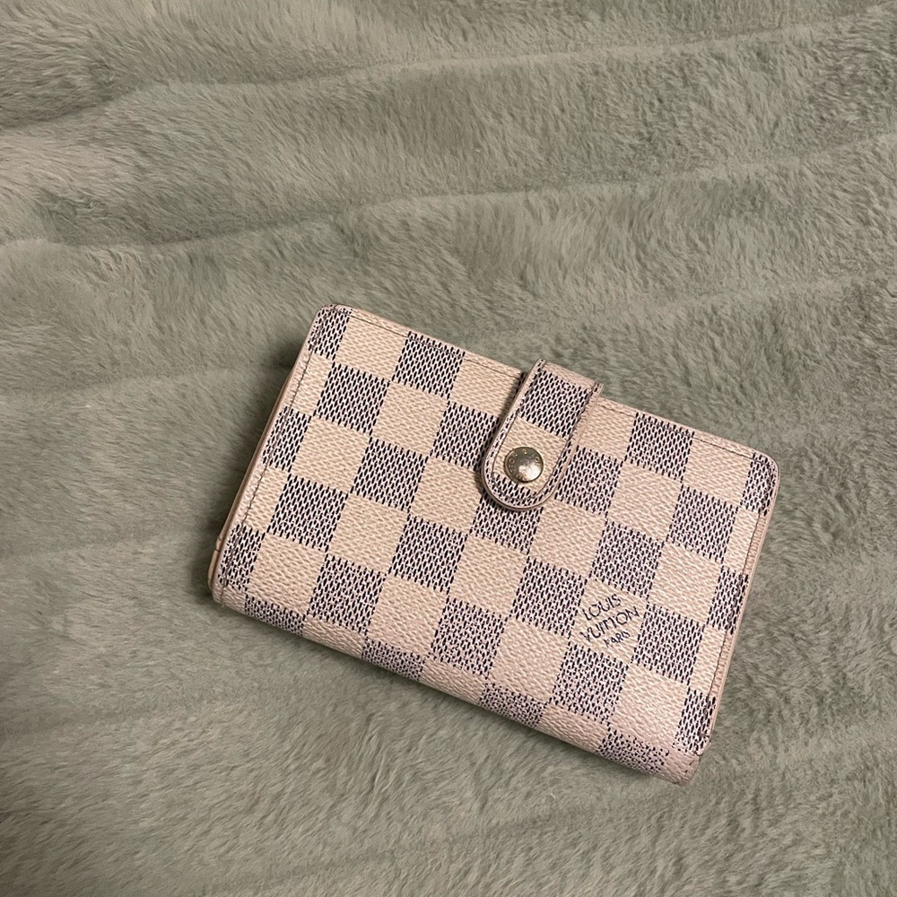 Louis Vuitton Wallet Authentic